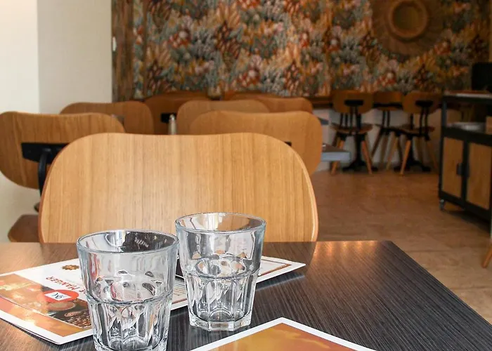 Hotel Reine Mathilde Bayeux