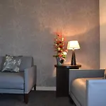 Hotel Reine Mathilde 2*