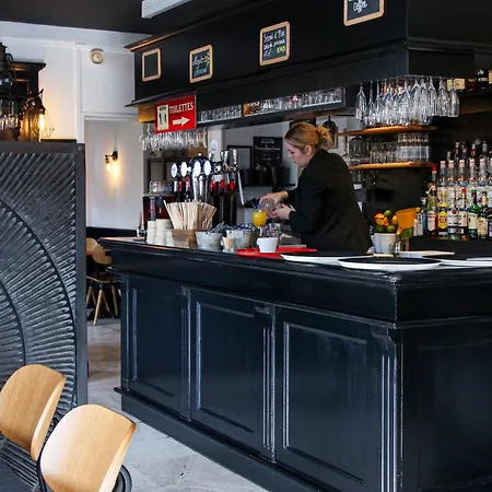 Reine Mathilde Hotel